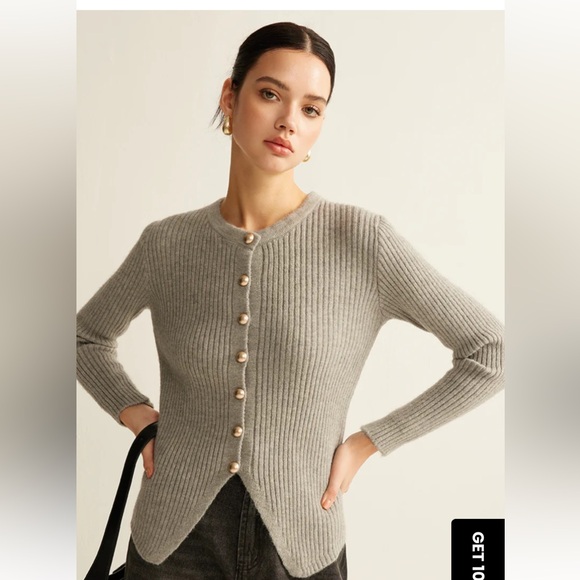 Commense Button Down Split Cardigan - Picture 2 of 4